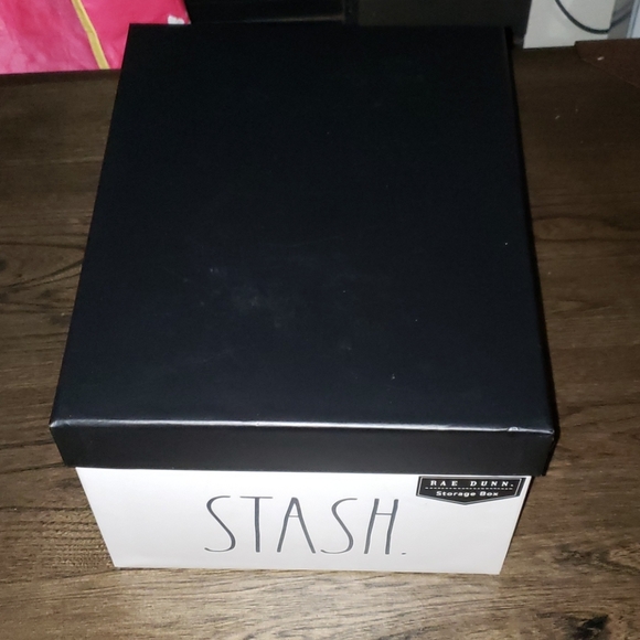 New Rae Dunn Stash Storage Box 10.85 X 8.75 X 6.5 - Picture 2 of 9
